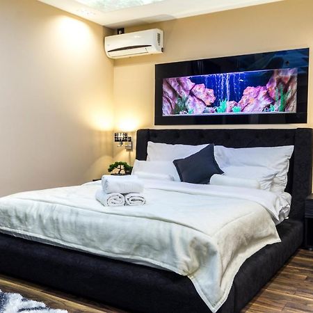 Madison Inn Suites - Wilson'S Square 베오그라드 외부 사진