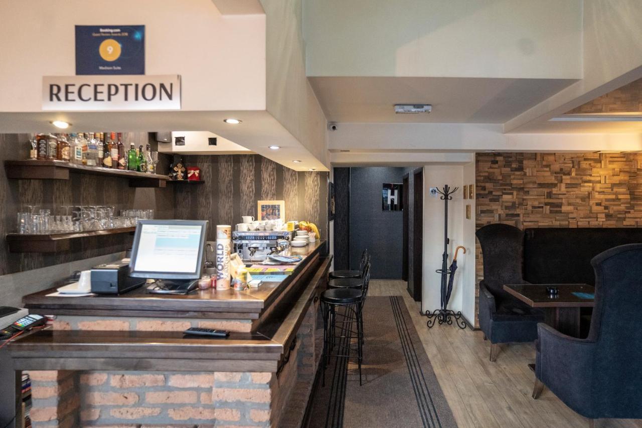 Madison Inn Suites - Wilson'S Square 베오그라드 외부 사진